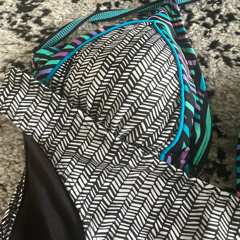 Multicolor bikini. - Picture 2 of 3